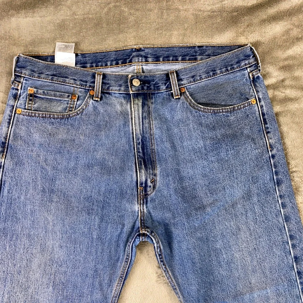 Levi's 505 Jeans Mens 40x30 Blue‎ Regular Fit Straight Leg Medium Wash Denim